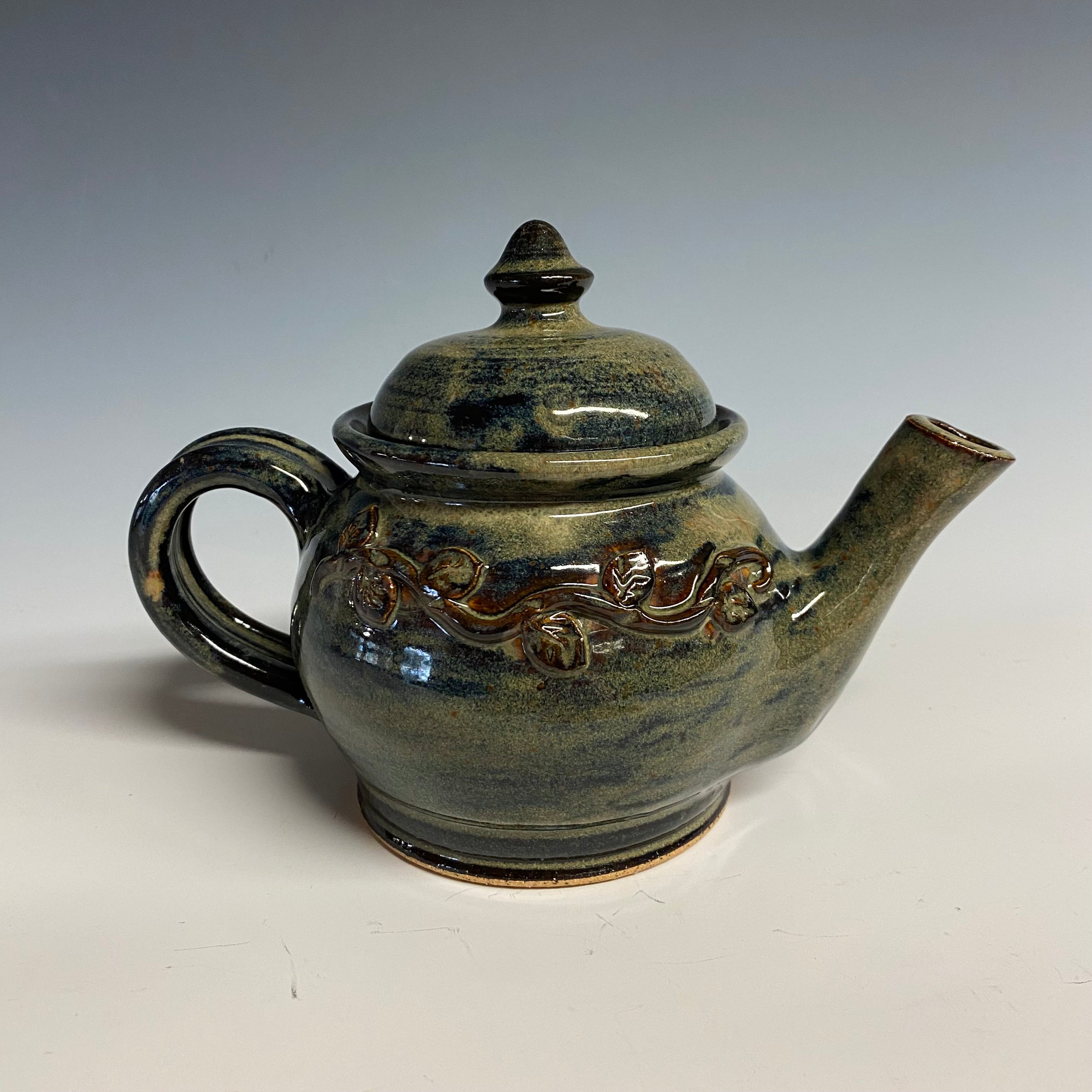 Teapots | Thomas Pottery