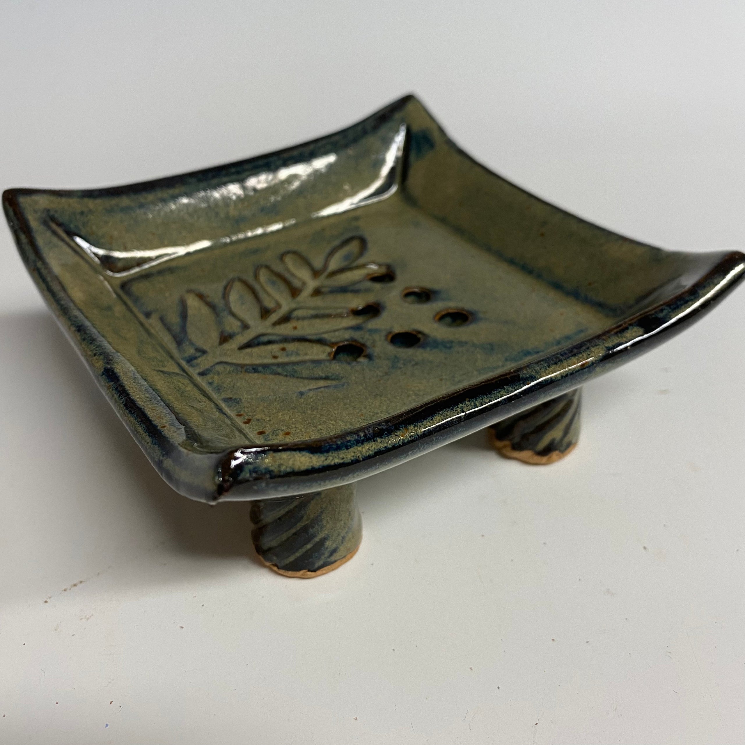 Vintage Ceramic Soap Dish With Drain Holes/ceramic Soap Tray